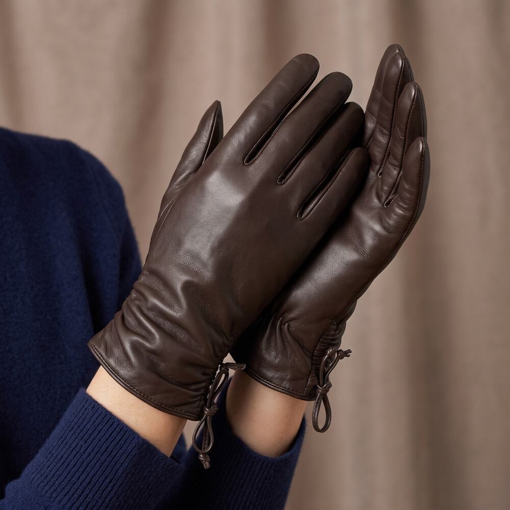 Women’s Brown Leather Gloves Cashmere Lined Ruched Wrist Bow Quiet Luxury Size M